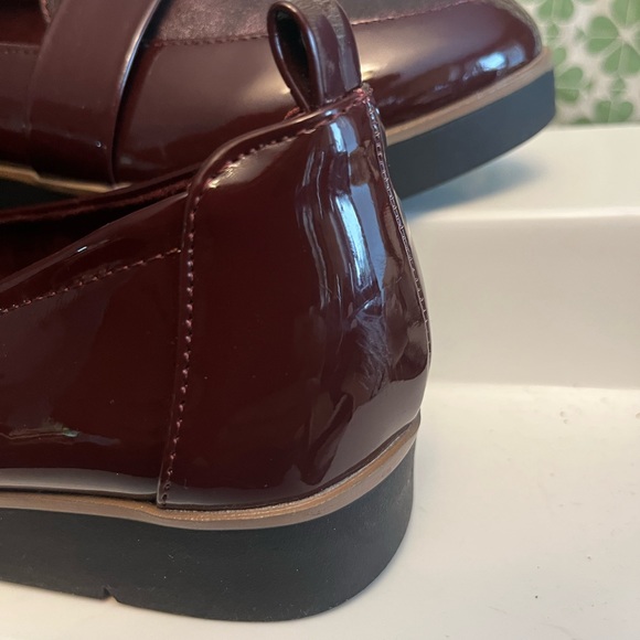 NWOT Laca Ferri Deep Burgundy Colored Womans Loafers!! - Picture 3 of 10